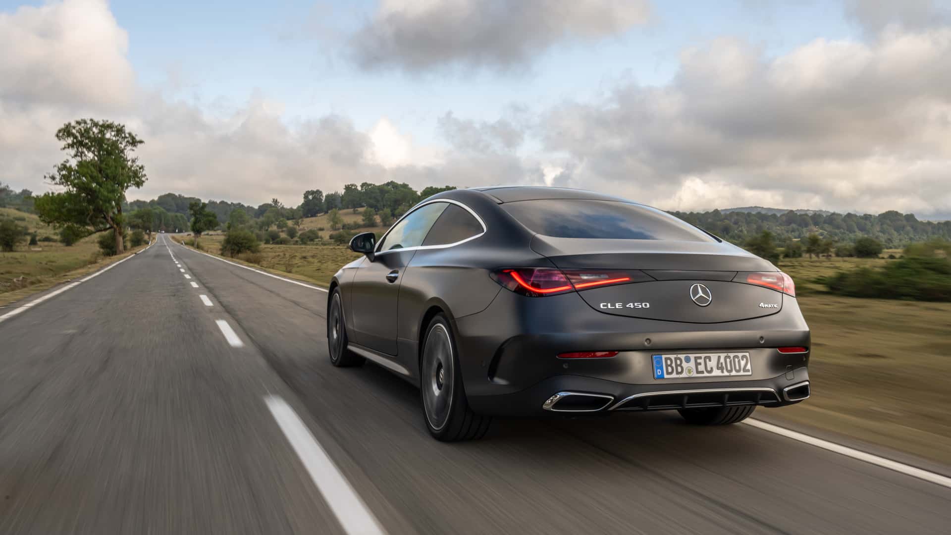 2024-mercedes-benz-cle-class-exterior-rear-quarter-1