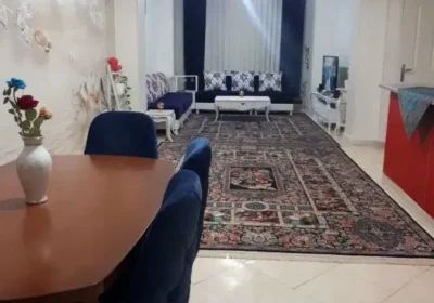 100